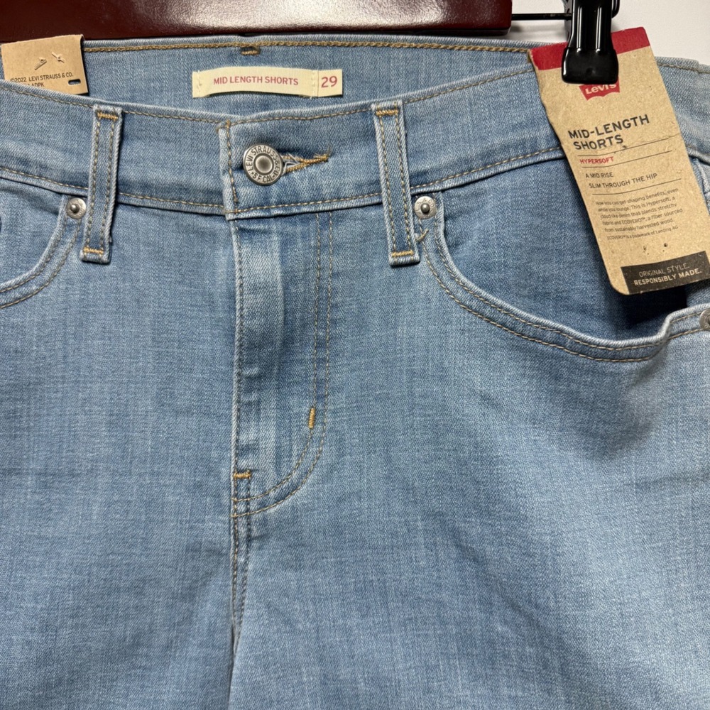 Levi's Mid Length Shorts‎ Denim Hypersoft Mid Rise Light Wash 8/29 - Picture 3 of 7